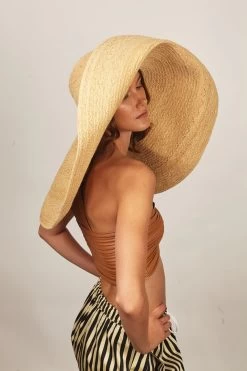 Sober Spinner Sun Hat -Luna Beach Shop 8726 Hat Natural Lifestyle