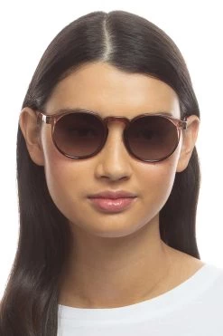 Le Specs Teen Spirit Deux Sunglasses -Luna Beach Shop LSP2202474 Sunglasses Chestnut Lifestyle