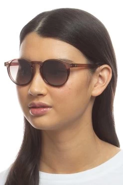 Le Specs Teen Spirit Deux Sunglasses -Luna Beach Shop LSP2202474 Sunglasses Chestnut Lifestyle1